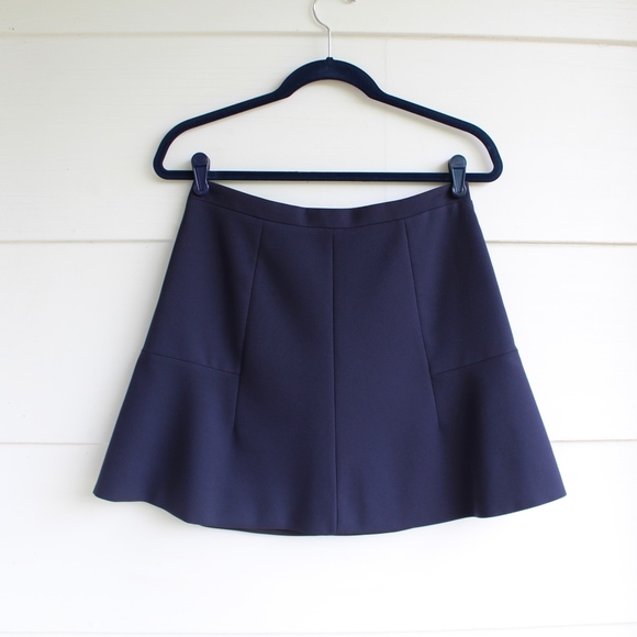 J. Crew Dresses & Skirts - J. Crew Fluted Skirt in Double Crepe Navy Size 2